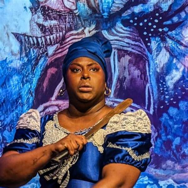 A Window into Afropop Royalty