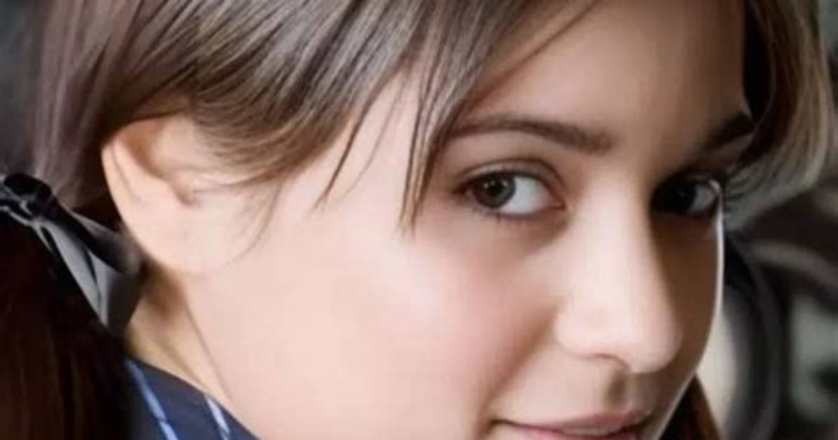 Abril Zamora Height, Weight, Net Worth, Age, Birthday, Wikipedia, Who, Nationality, Biography