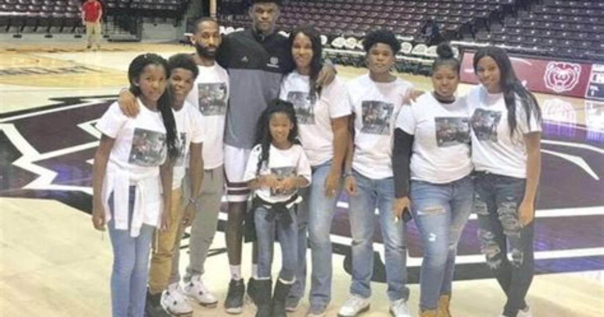 Alize Johnson Has Seven Younger Siblings Who See Him as the Father Figure of the Family