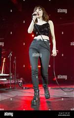 All About Lauren Mayberry from Chvrches: Height, Net Worth