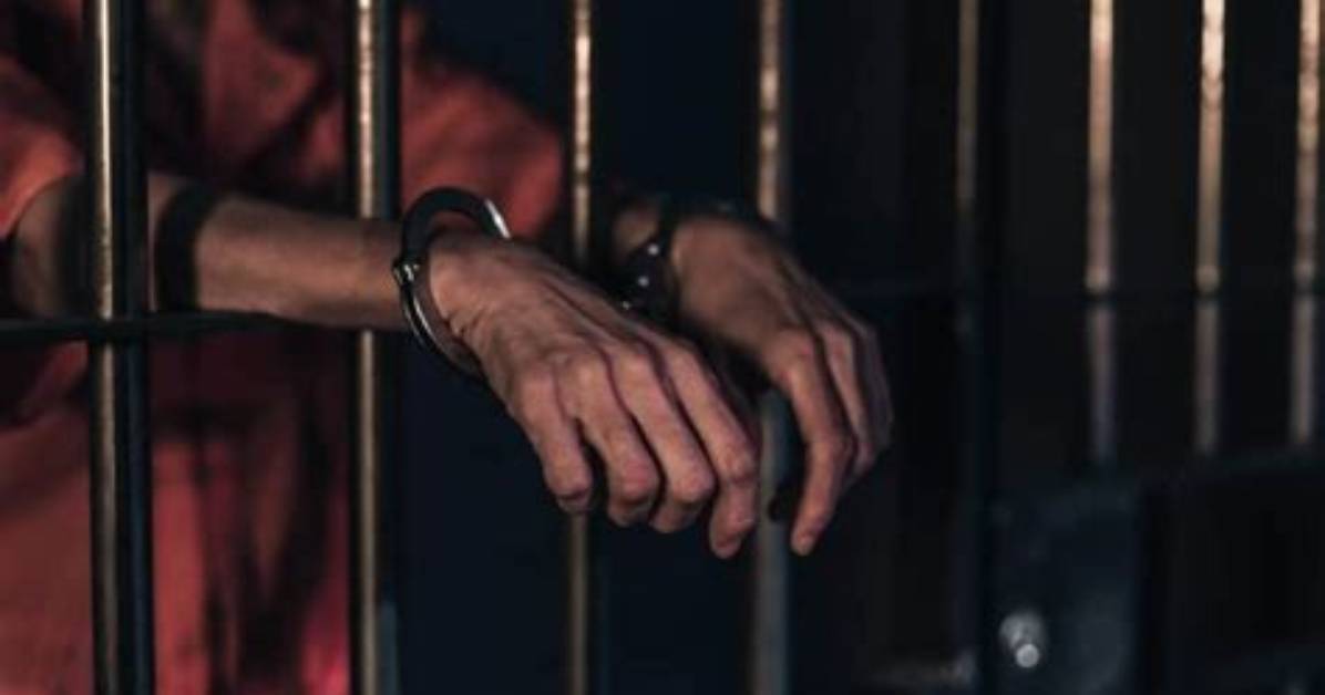 Behind the Bars: a Closer Look at the Oitnb Cast