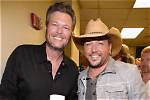 Blake Shelton Extends Support for Jason Aldean