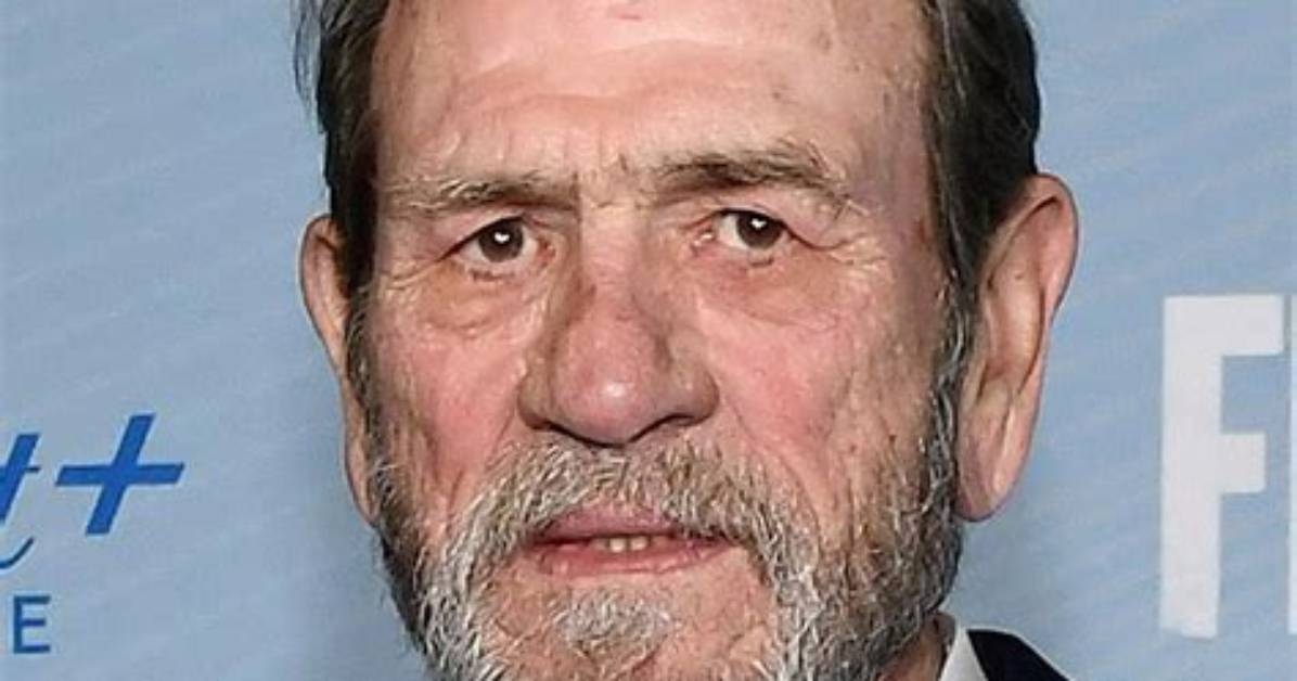 Calculate the Age of Tommy Lee Jones: an Accurate Estimation
