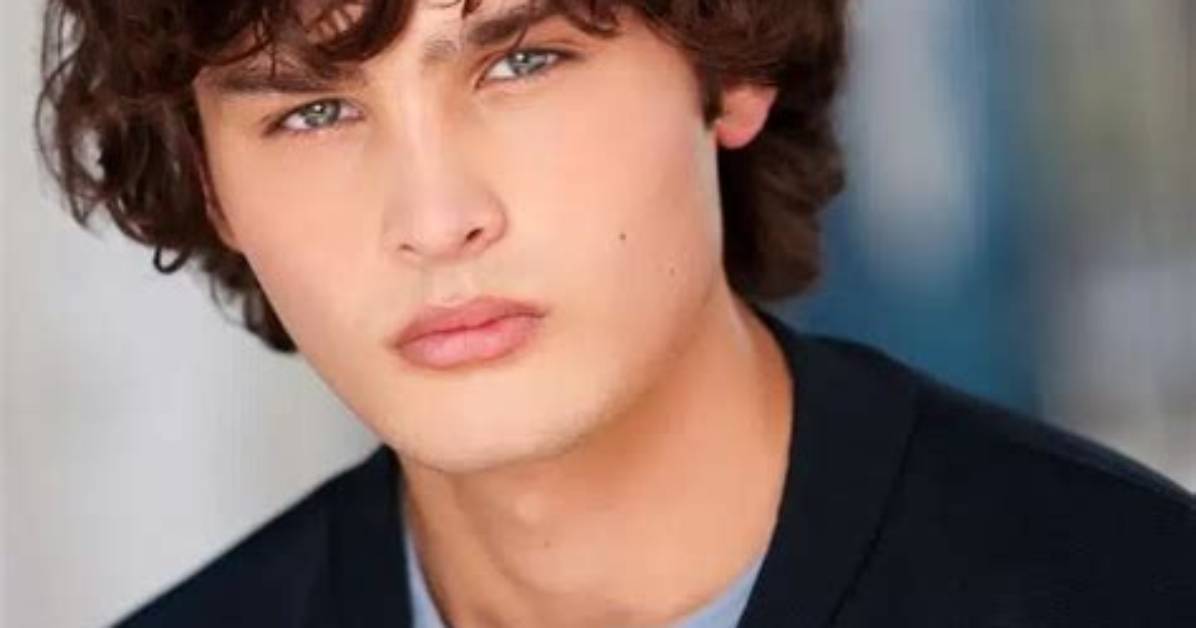 Carlin James Height, Weight, Net Worth, Age, Birthday, Wikipedia, Who, Instagram, Biography
