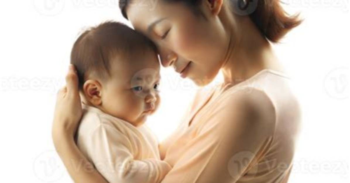 Cctv Footage Shows Heartwarming Moment Between Mother and Child