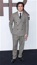 Charles Melton Height, Weight, Net Worth, Age, Birthday, Wikipedia, Who, Instagram, Biography