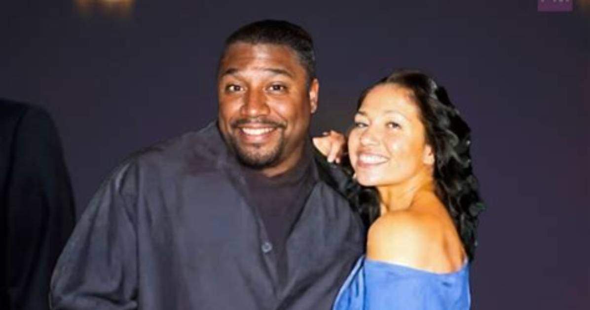 Corey Holcomb Wife Who Is Corey Holcomb Wife?