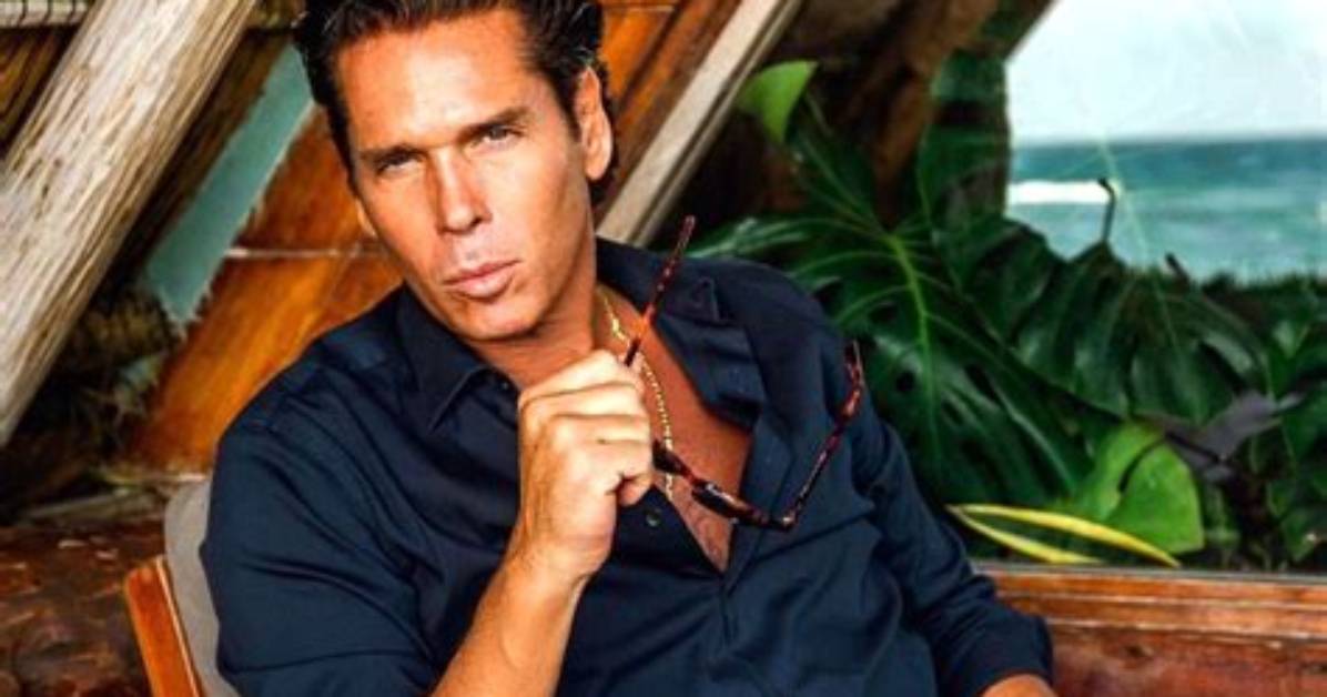 Discover the Captivating World of Roberto Palazuelos, Jr. : Unlocking Success and Inspiration