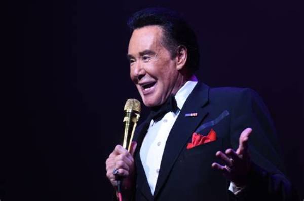 Discover the Enchanting Secrets of Wayne Newton's Las Vegas Estate