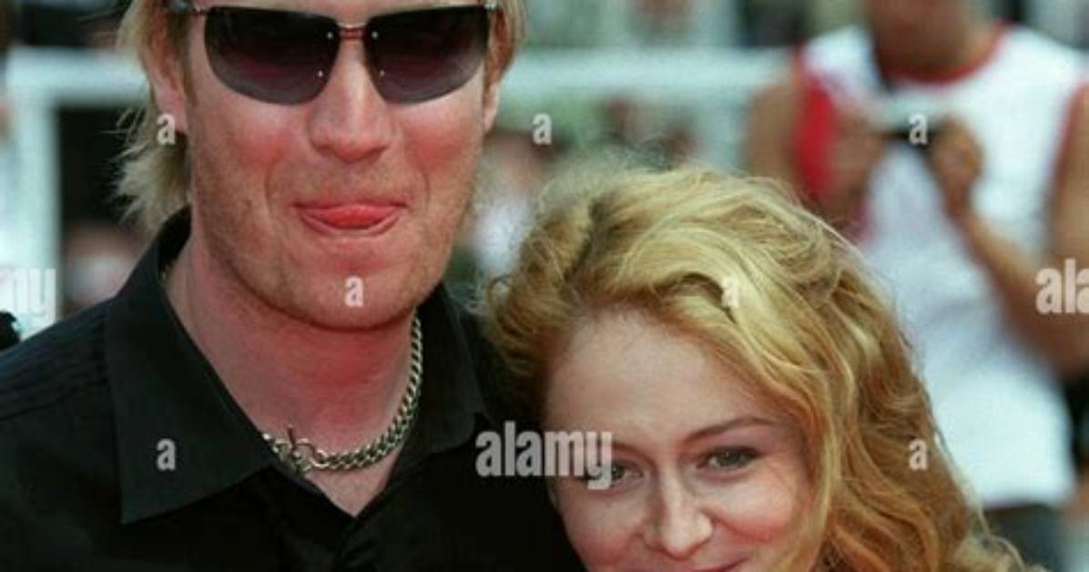 Discovering Rhys Ifans' Wife: the Woman Behind the Star