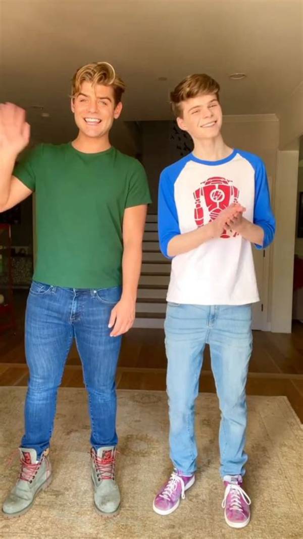 Does Merrick Hanna Have a Twin Brother?