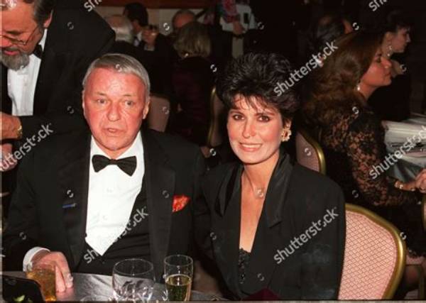 Donna Sinatra D'alessandro, Beyond Frank Sinatra's Shadow