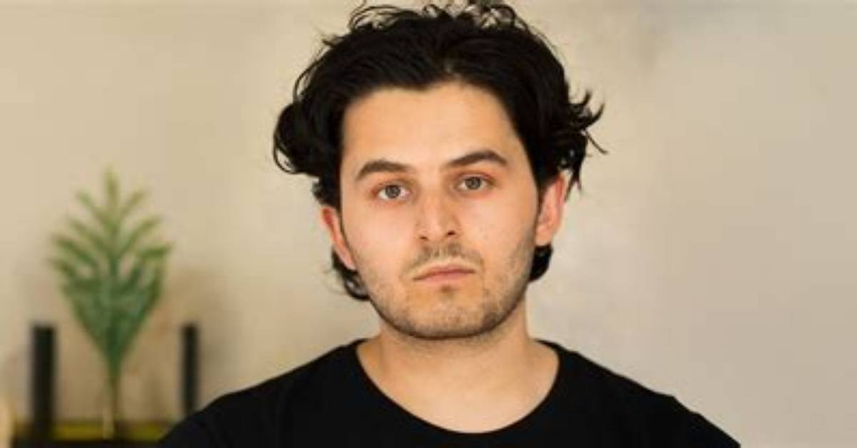Elham Ehsas Height, Weight, Net Worth, Age, Birthday, Wikipedia, Who, Instagram, Biography