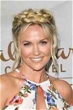 Emilie Ullerup Surgery Before & After Photos -Did She Have a Baby?