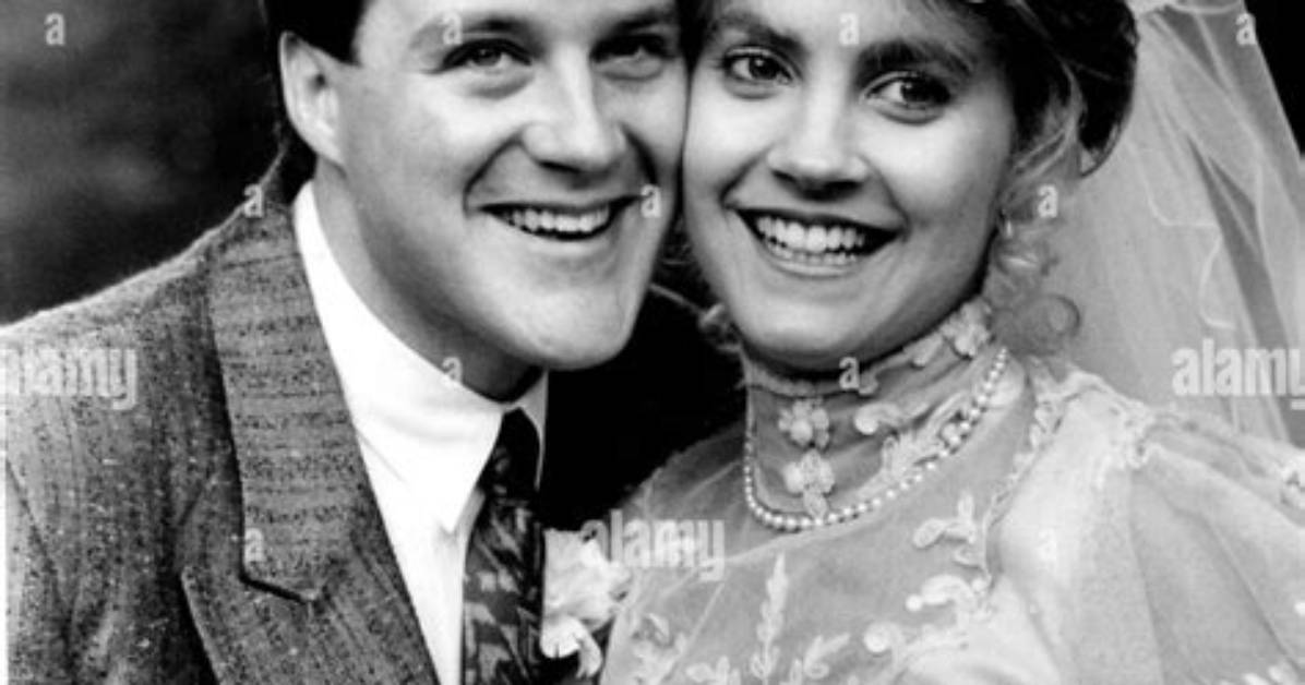 Emmerdale Actor Ian Sharrock Is Married to Sarrie but His Relation with Malandra Burrows Is Hot News
