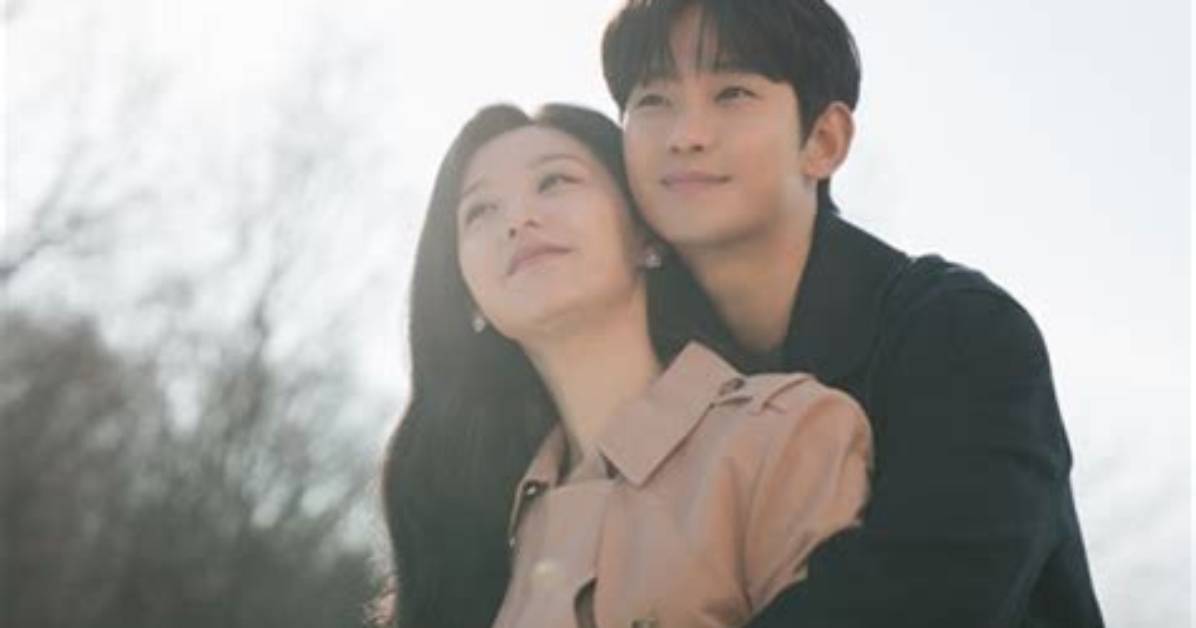 Exploring the Enigmatic Love Life of Kim Soo-Hyun in 2023
