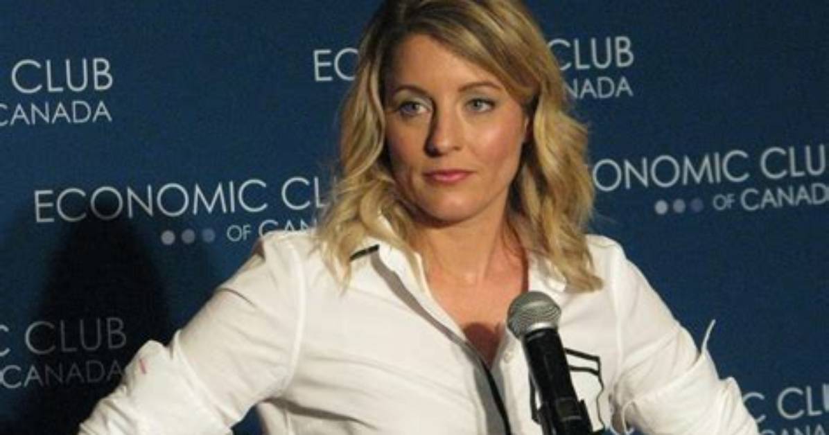 Exploring the Life of Melanie Joly: a Look at Her Children