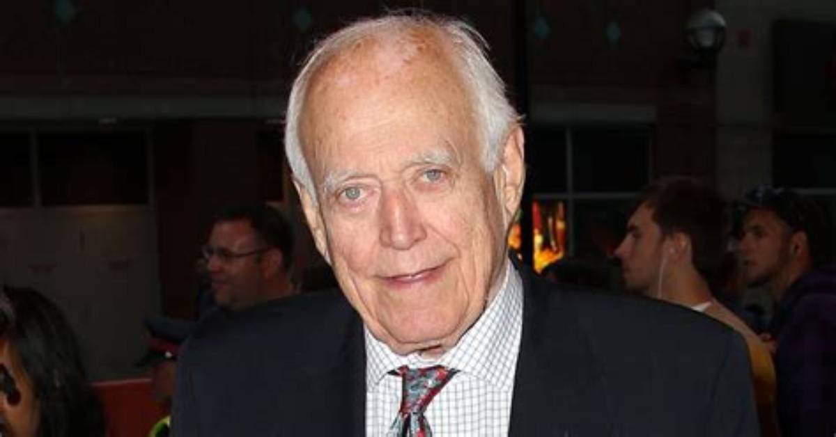 George R. Robertson Passed Away at the Age of 89
