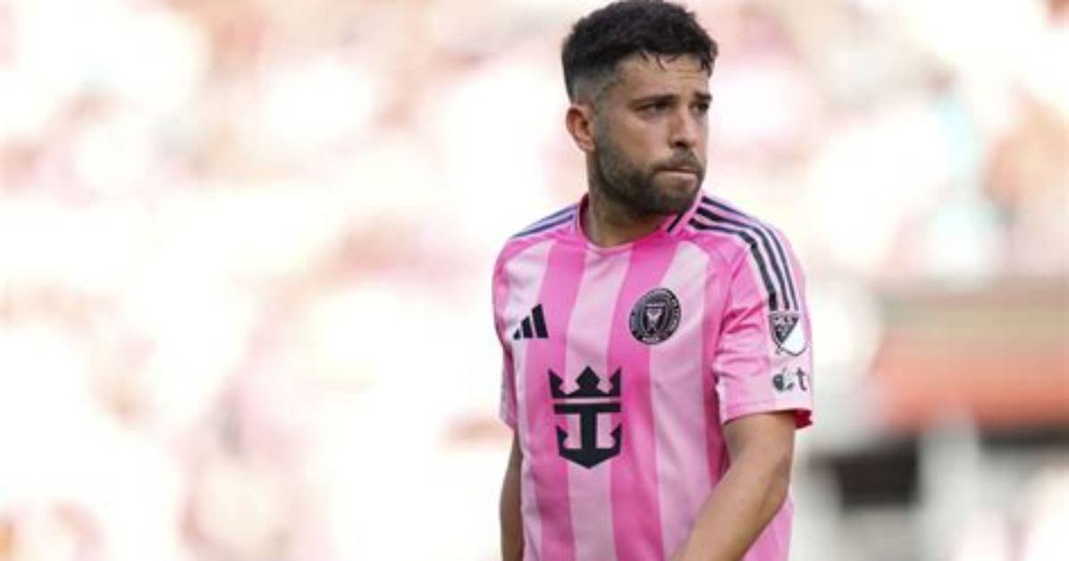 How Much Does Jordi Alba Earn a Month?