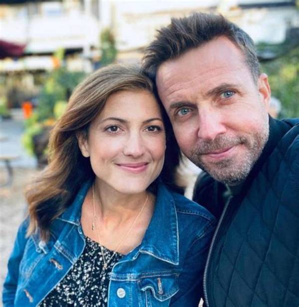 Inside the World of "Peter Benson Wife"
