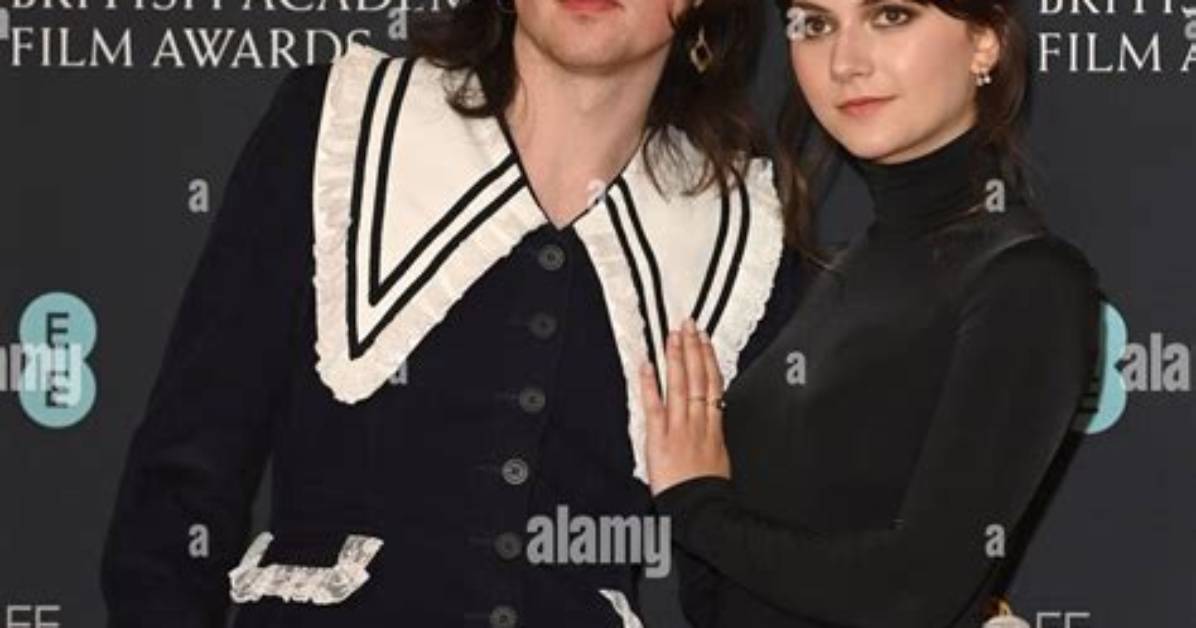 Is Ferdia Walsh-Peelo Gay? Partner and Dating Status in 2022 – Age Wikipedia