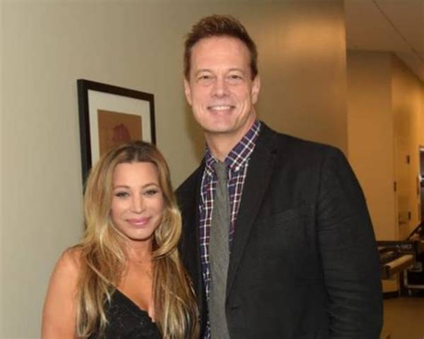 Is Taylor Dayne in a Relationship?