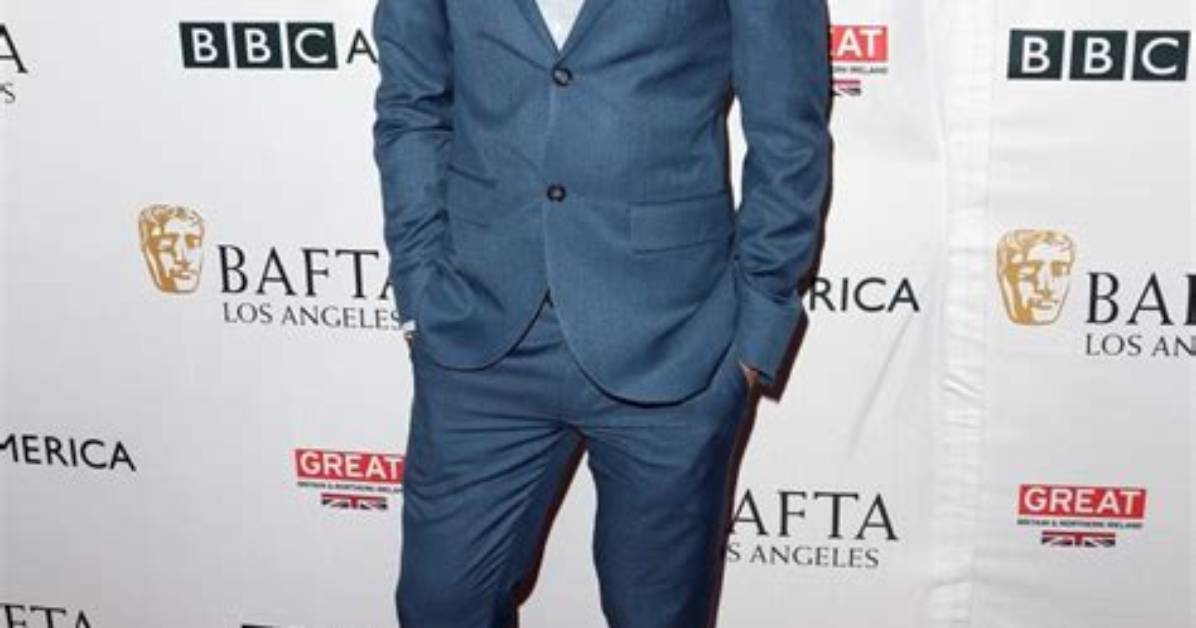 Jordan Gavaris Height, Weight, Net Worth, Age, Birthday, Wikipedia, Who, Nationality, Biography