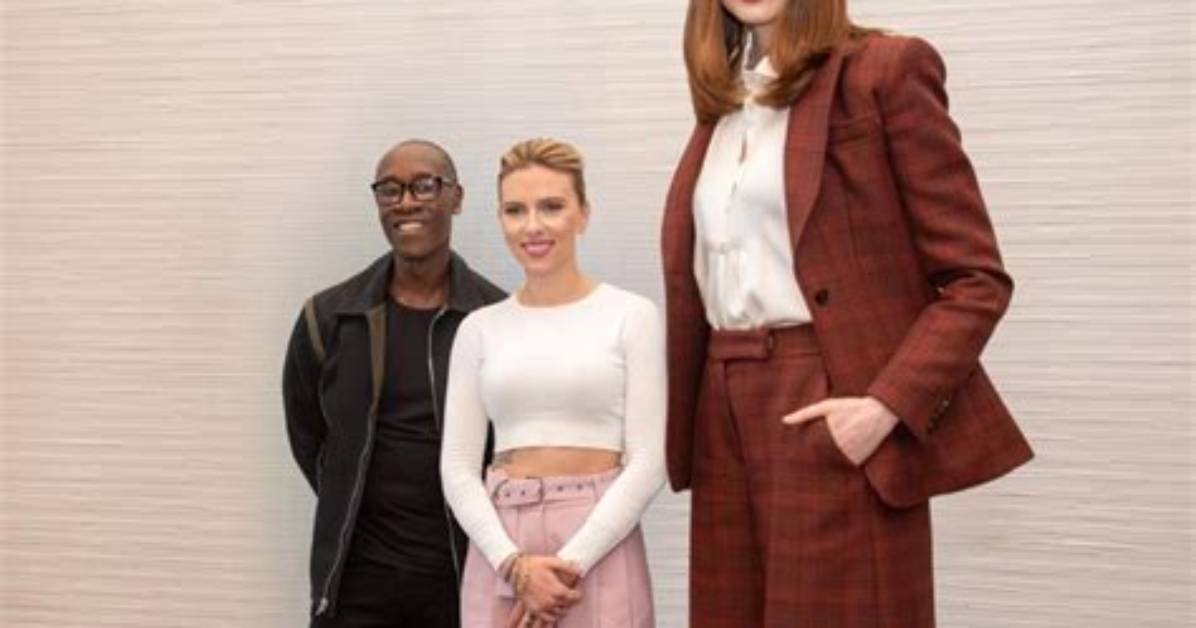 Karen Gillan: Height Unveiled - Discover the Actress's Vertical Reach
