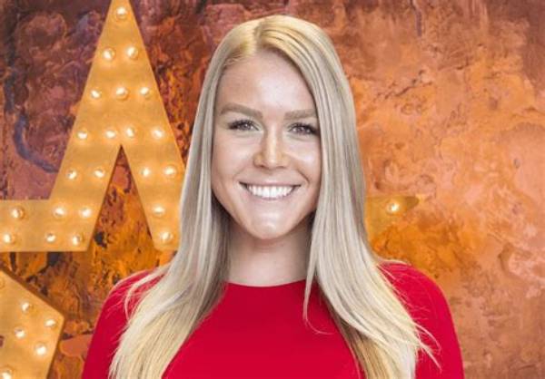 Karoline Leavitt's Age and Height Revealed