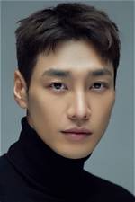 Kim Young Kwang's Love Life: Who Has the Actor Dated?