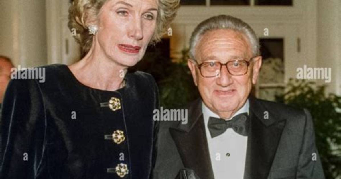 Kissinger's Wife's Height and Its Impact