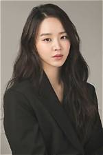 Korean Actress Shin Hye Sun: a Rising Star in the Entertainment Industry