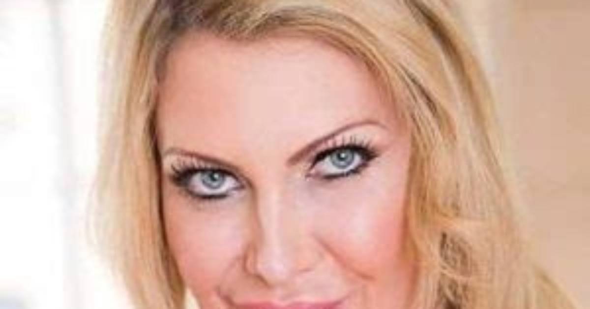 Leigh Darby Height, Weight, Net Worth, Age, Birthday, Wikipedia, Who, Instagram, Biography