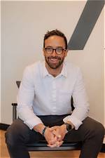 Meet Dr. Michael Habba, Leading Expert in Plastic Surgery