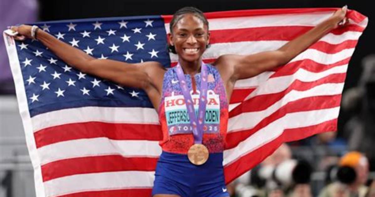 Melissa Jefferson Is a World Champion After the Us Team Wins the Relay 4 X 100M