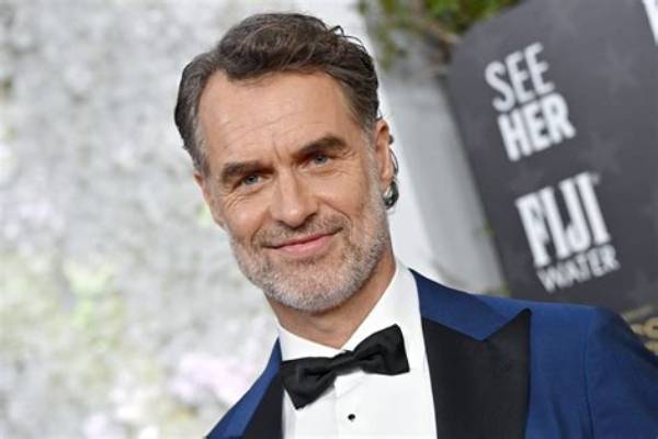 Murray Bartlett's Spouse and Their Inspiring Journey