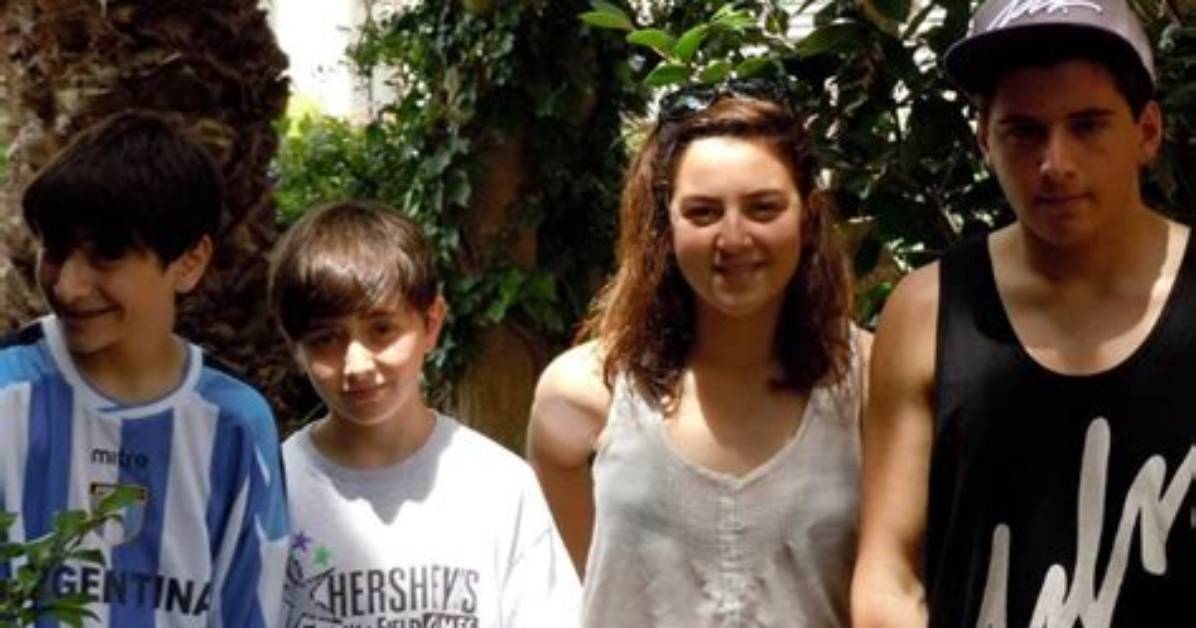 Noah Kahan’s Siblings Names: the Family Behind the Music