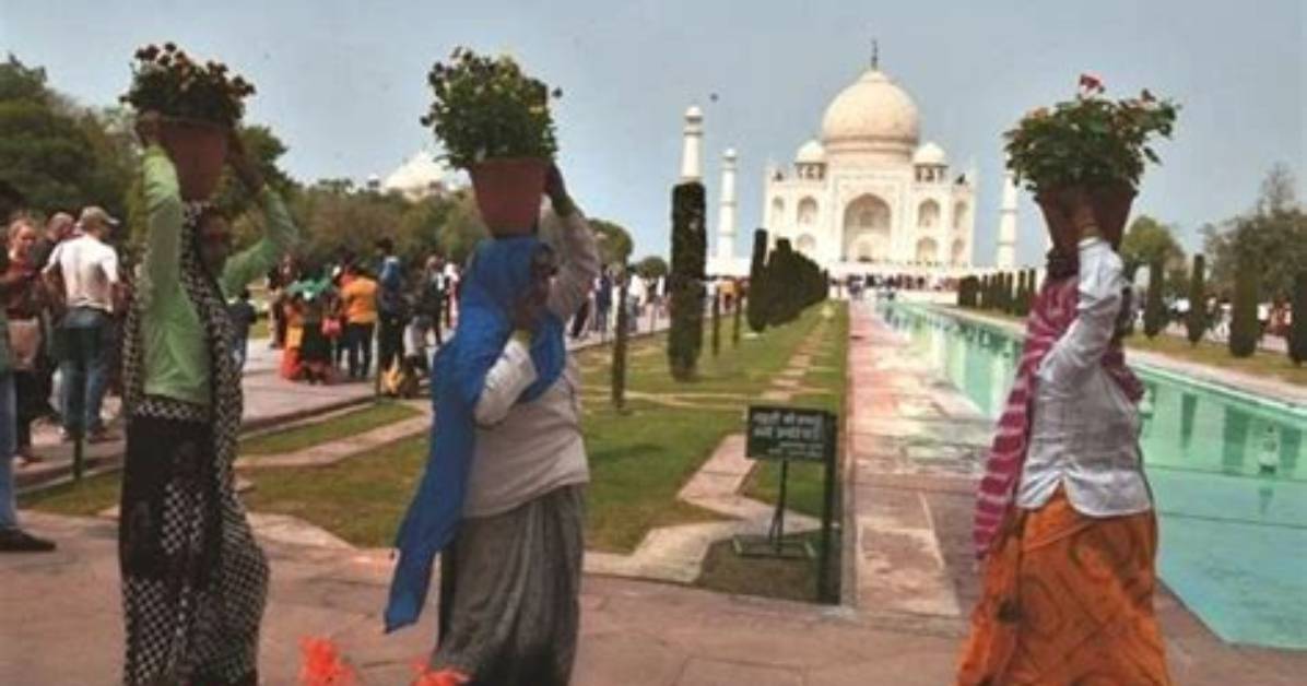 Remove All Business Activities Within 500 Metres of Taj Mahal: Sc