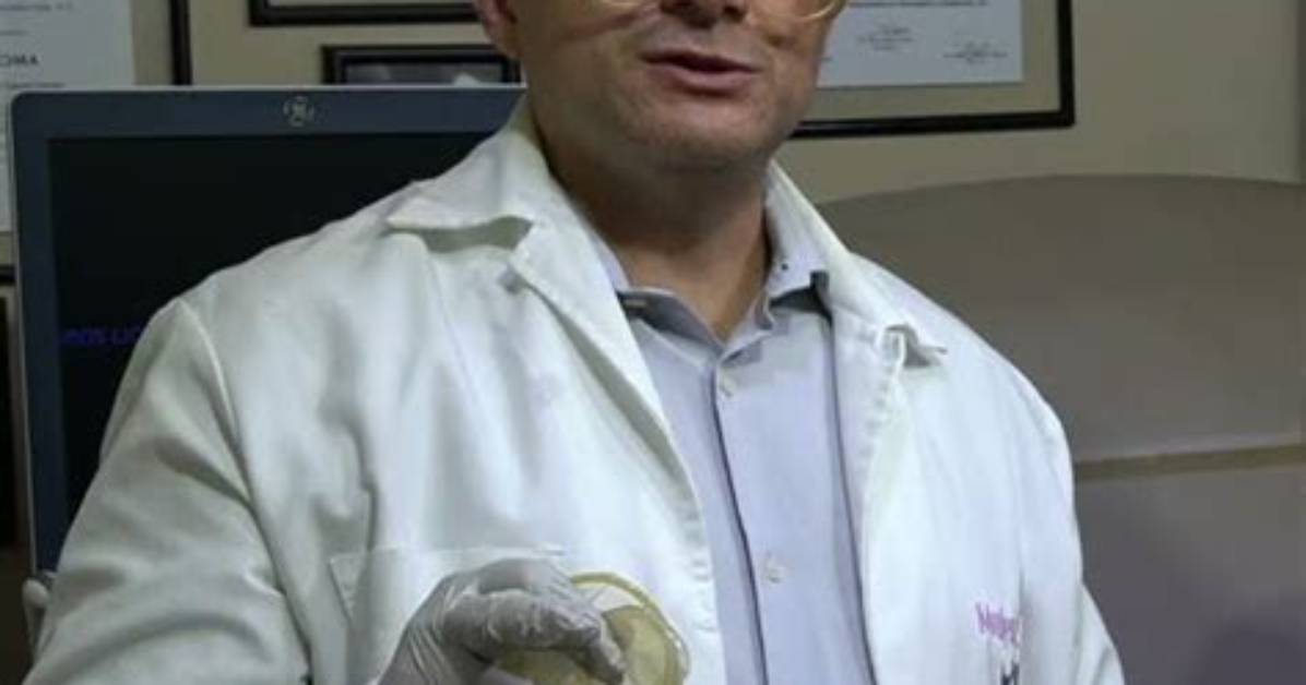 Renowned Surgeon Dr. Gustavo Quiros Licona