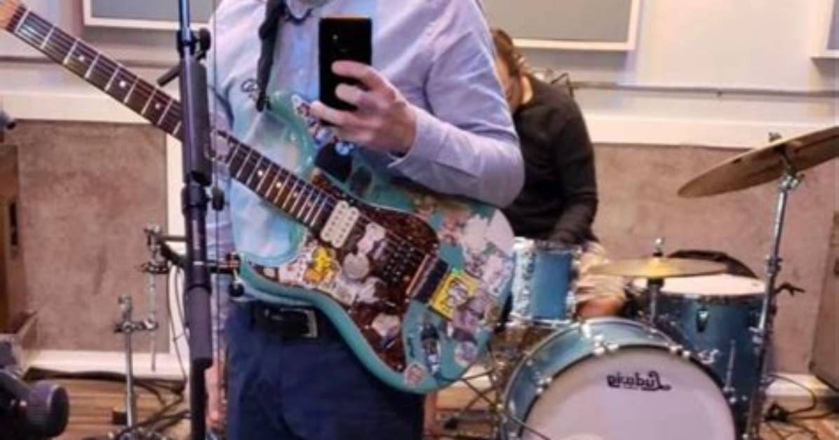 Rivers Cuomo: a Comprehensive Guide to His Height
