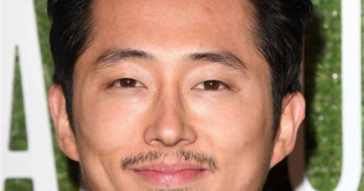 Steven Yeun Height, Weight, Net Worth, Age, Birthday, Wikipedia, Who, Nationality, Biography