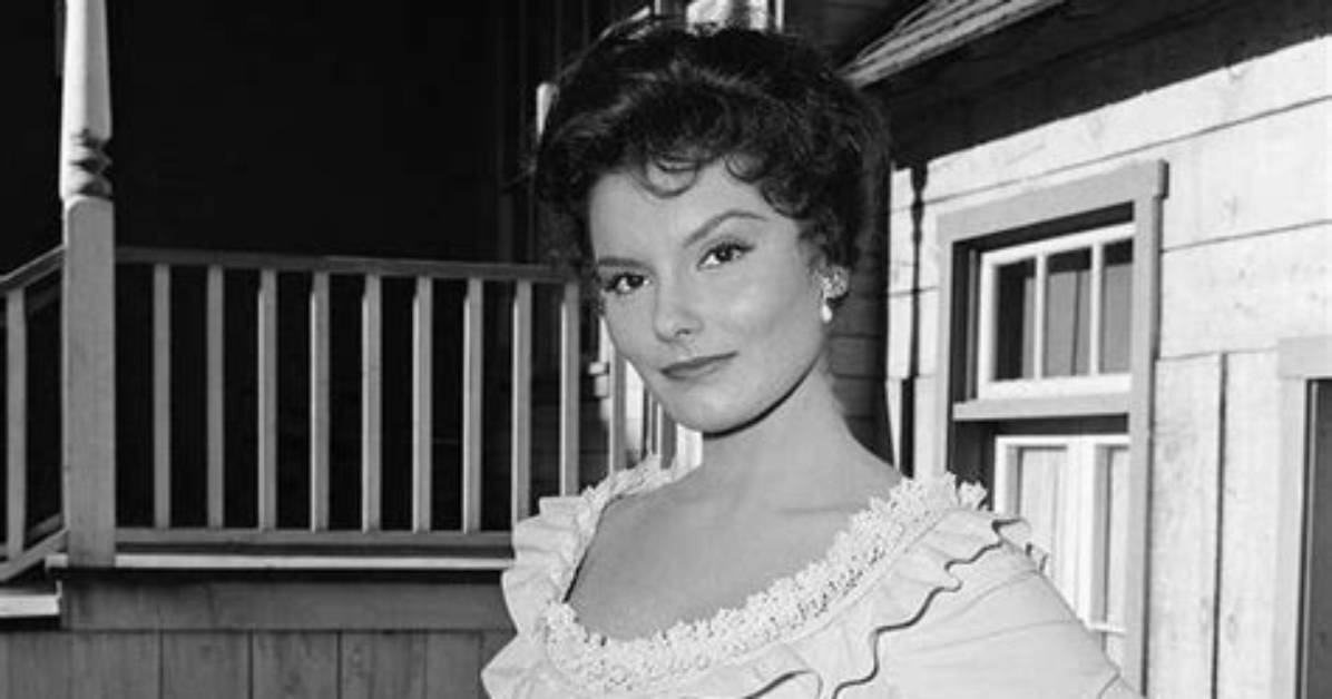 Suzanne Lloyd Height, Weight, Net Worth, Age, Birthday, Wikipedia, Who, Instagram, Biography