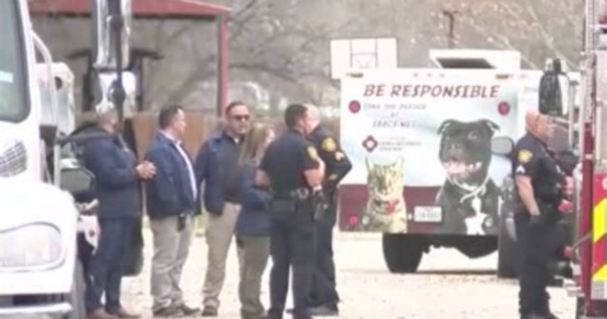 Texas Man, 80, Killed, 3 Savagely Mauled in Pit Bull Attack as ‘Hero’ Firefighters Use Pickax to Fight off Dogs