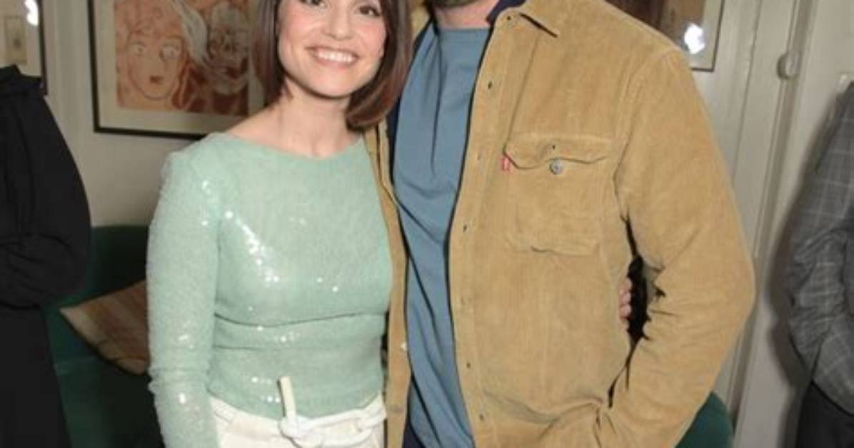 Tom Hardy's Wife Celebrates His "Wuthering Heights" Performance