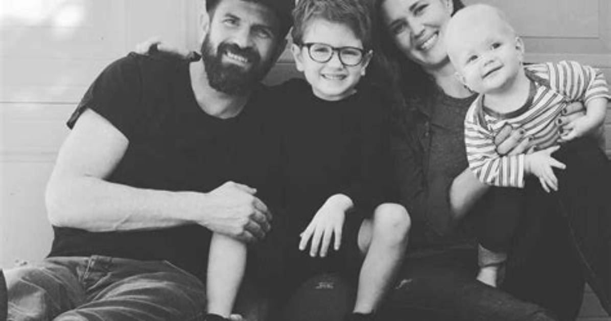 Ultimate Guide to Sarah Lancaster's Family: Uncovering the Celebrity's Personal Life