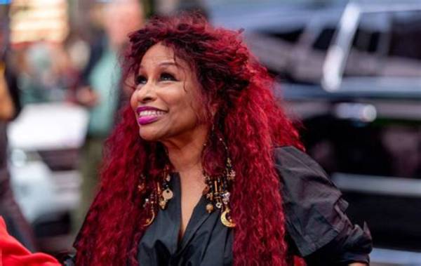 Uncover the Secrets of Chaka Khan's Astonishing Vocal Range