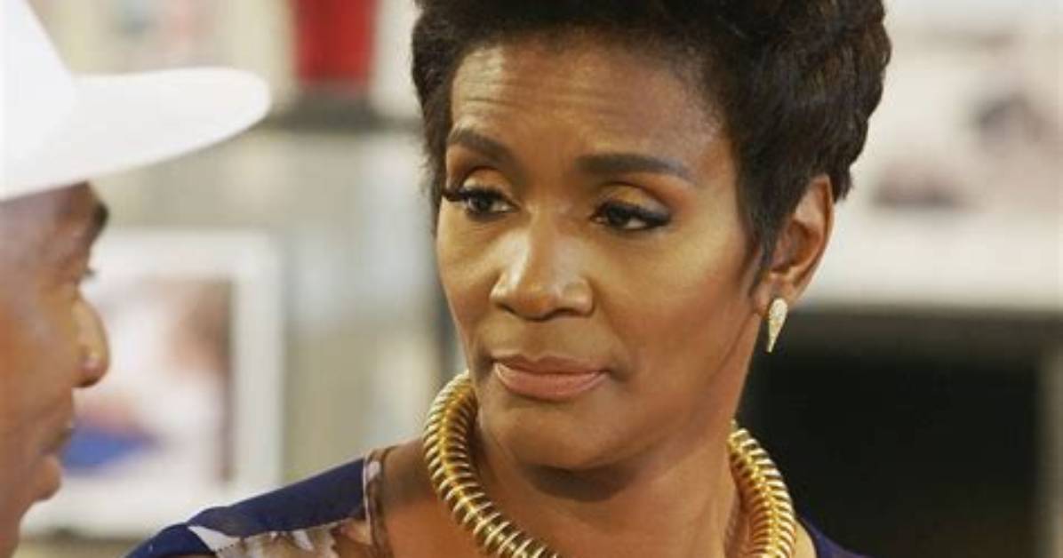 Uncover the Secrets of Momma Dee's Birth Chart!