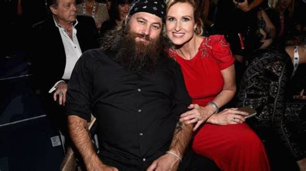 Uncover the Secrets to Willie Robertson's Explosive Net Worth in 2024