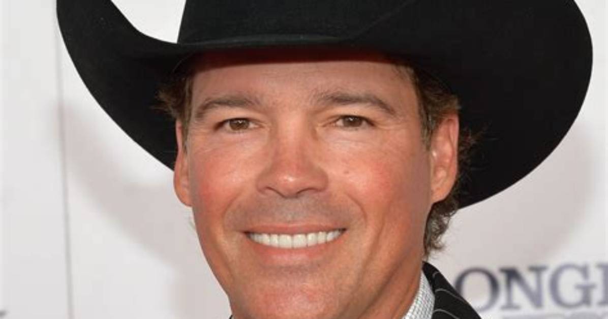 Uncover the Surprising Truth About Clay Walker's Height and Its Impact