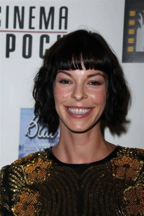 Uncover the Truths Behind Pollyanna Mcintosh's Height: Surprising Revelations